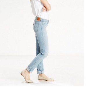 Levi's 712 Slim 99% Cotton Light Wash Jeans